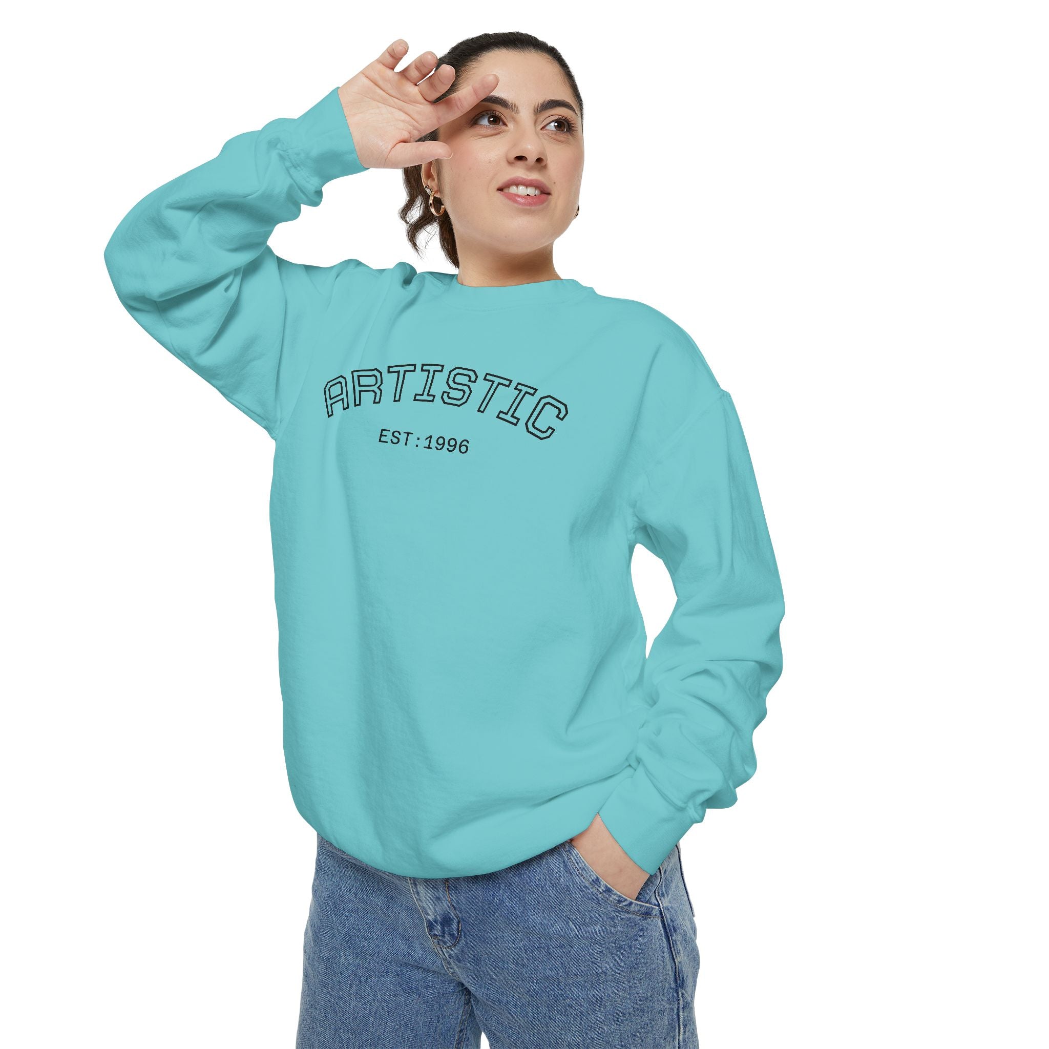 Artistic Garment-Dyed Sweatshirt for Creative Souls, Vintage Graphic Pullover, Perfect Gift for Art Lovers, Statue Design Casual Wear, [...]