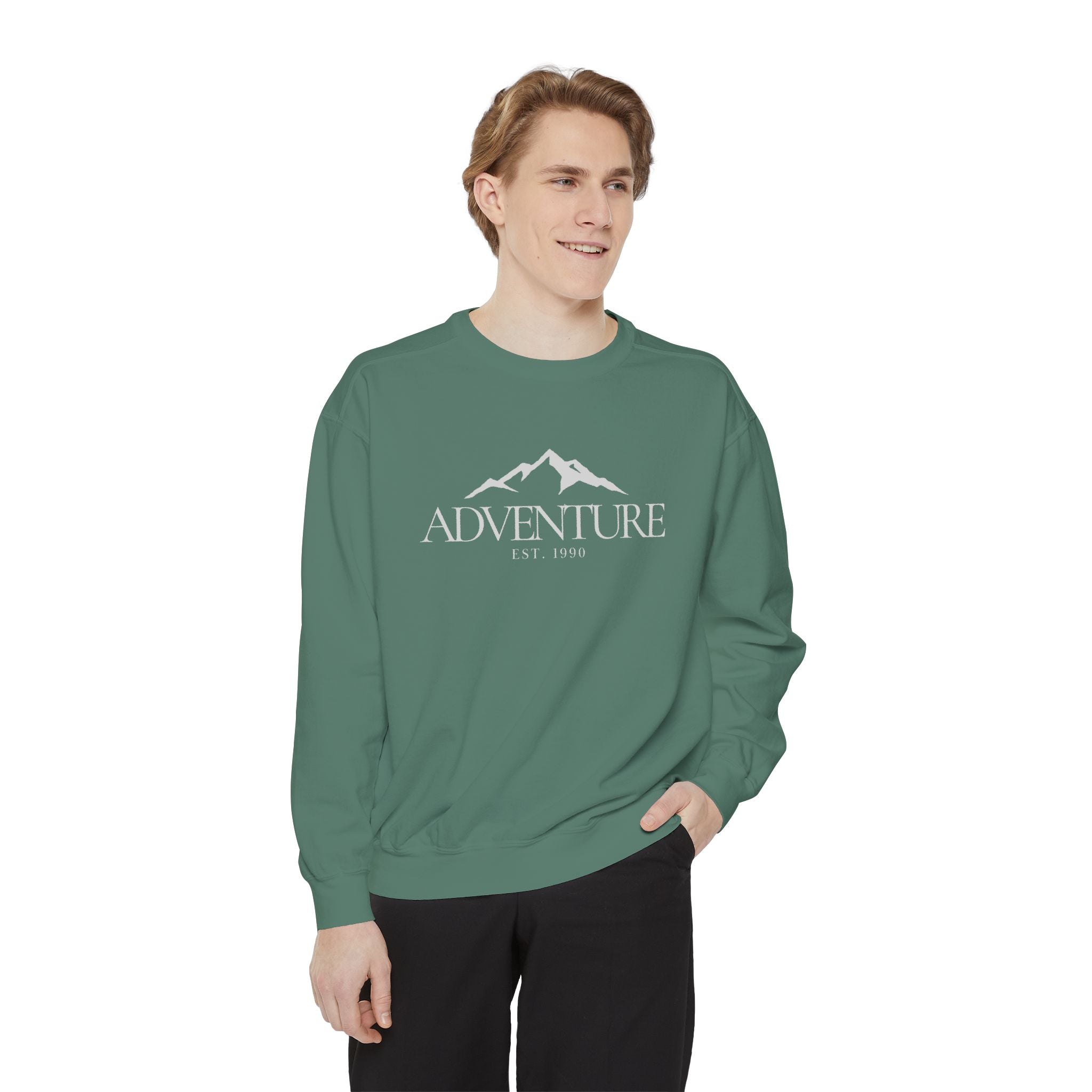 Adventure-Themed Unisex Sweatshirt, Cozy Mountain Apparel, Ideal for Outdoor Enthusiasts, Great Gift for Winter Lovers, Perfect for [...]